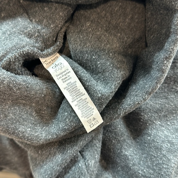 Alo Yoga Haze Funnelneck Pullover - Picture 3 of 4